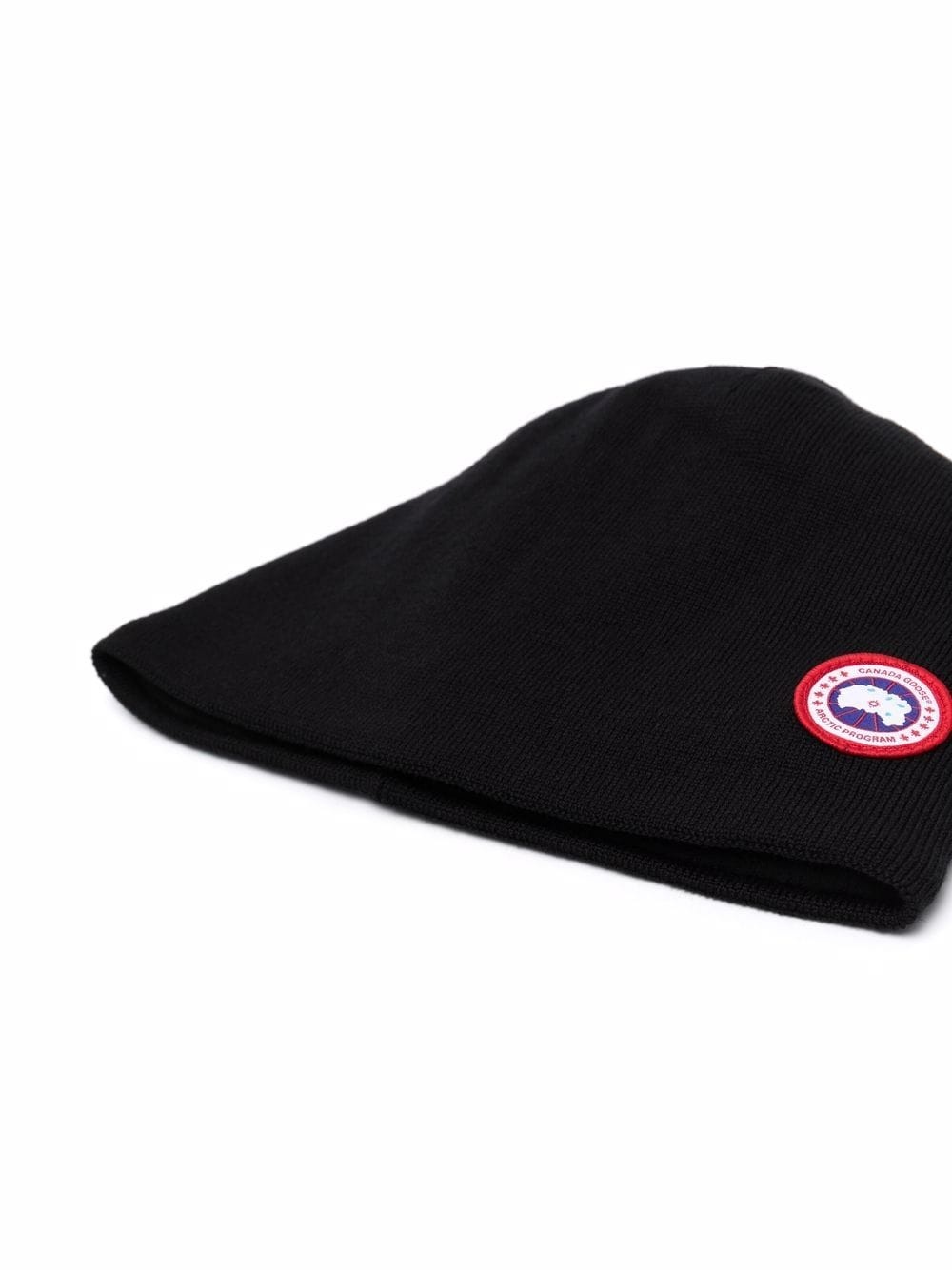 logo patch knitted beanie - 2