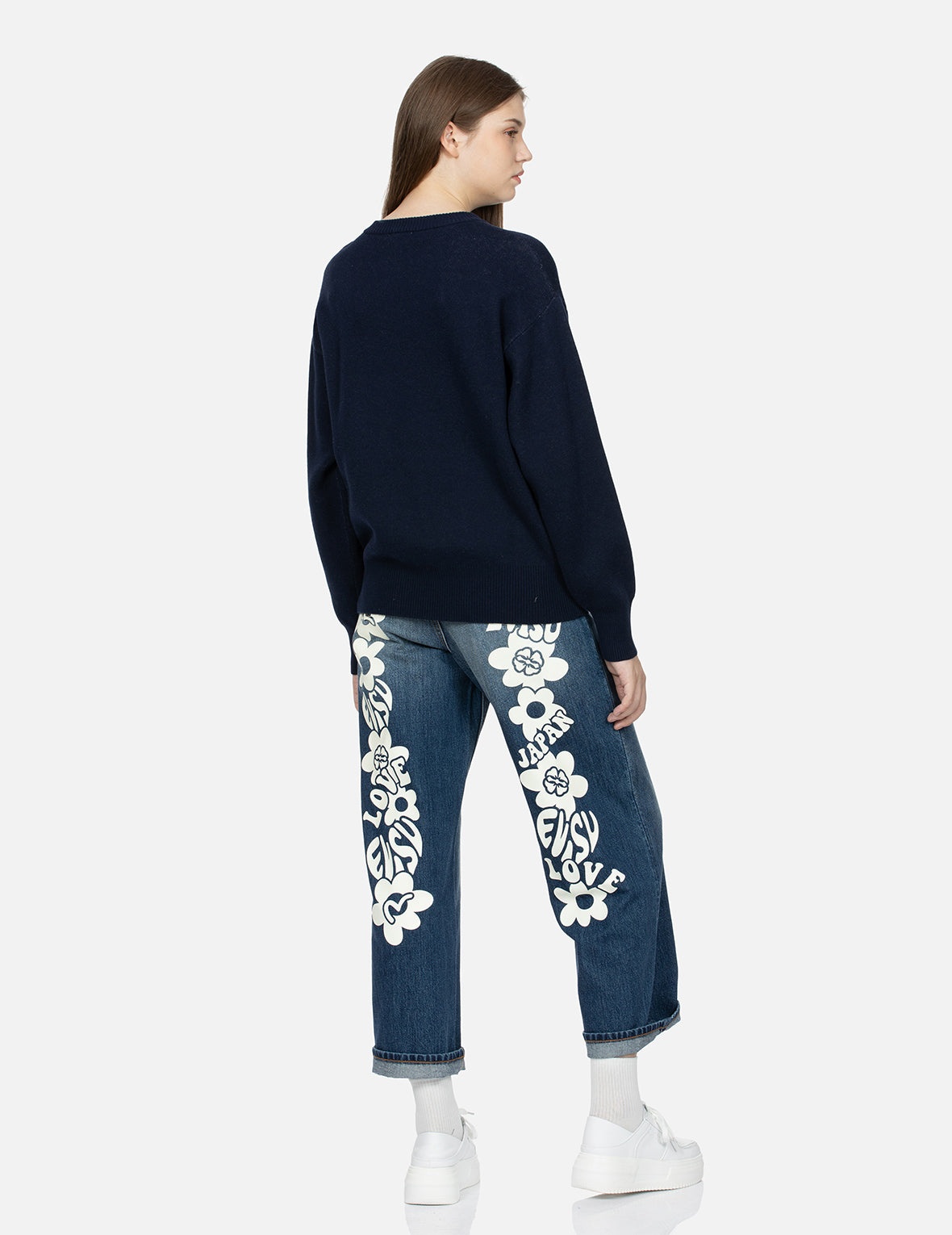 Text Jacquard Fashion Fit Knit Sweater with Crochet Badges - 4