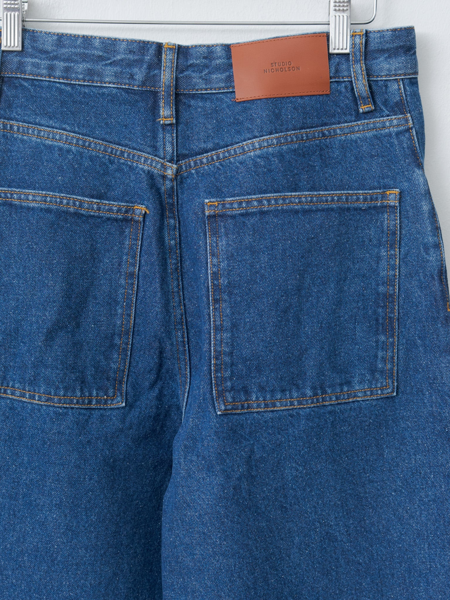 Neive Curved Leg Pant - Indigo Wash - 7