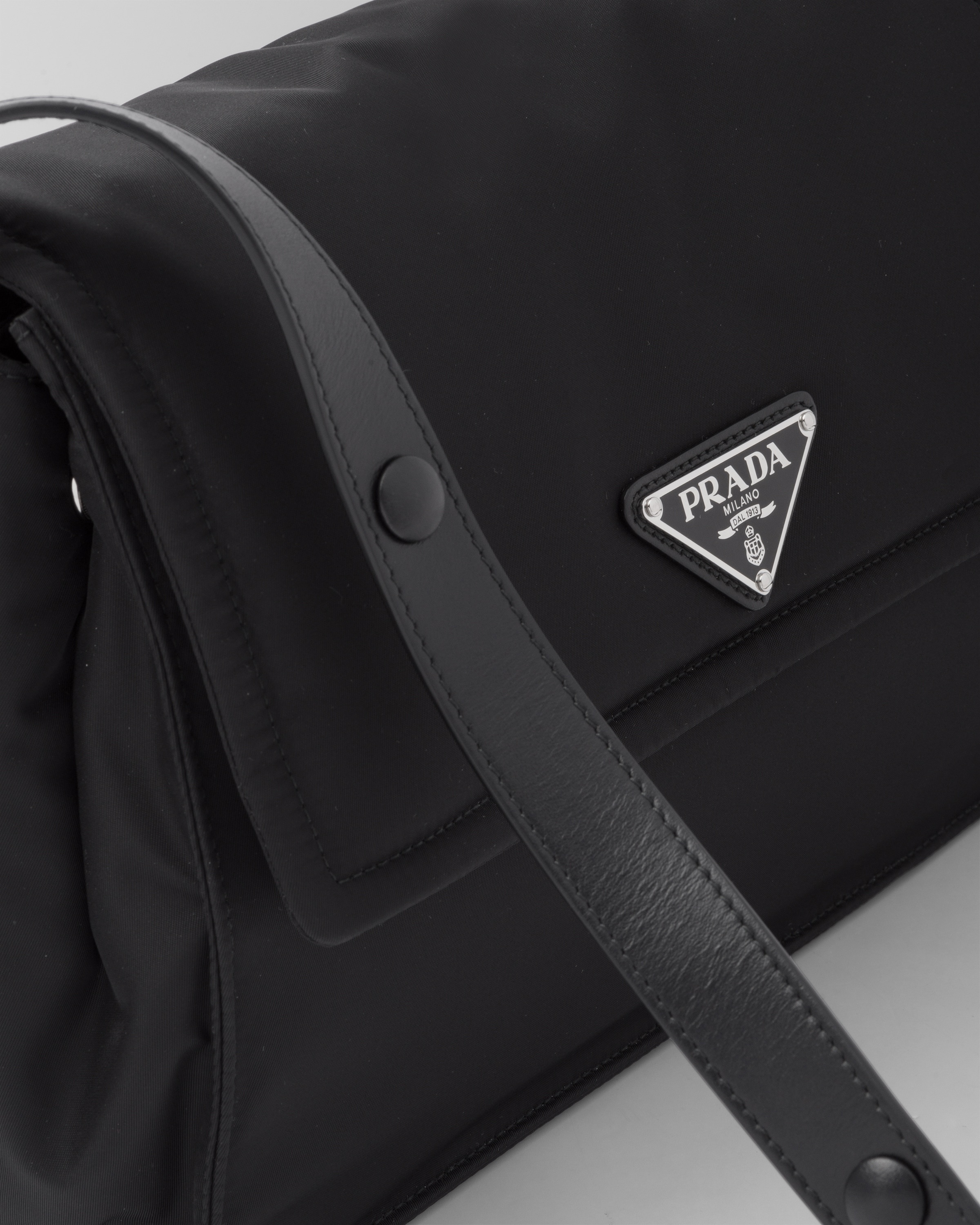 Medium padded Re-Nylon shoulder bag - 6