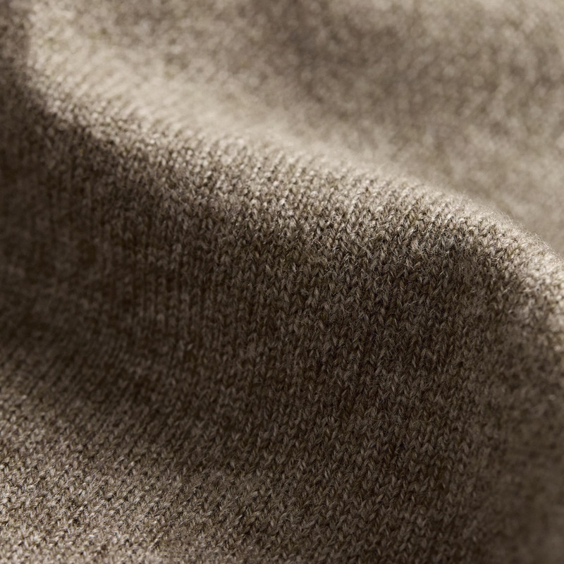 Ribbed Beanie in Cashmere 3
