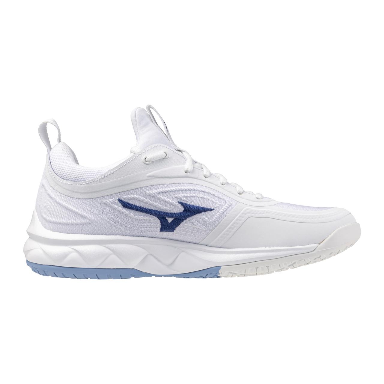 Women's Wave Luminous 3 Volleyball Shoe - 3