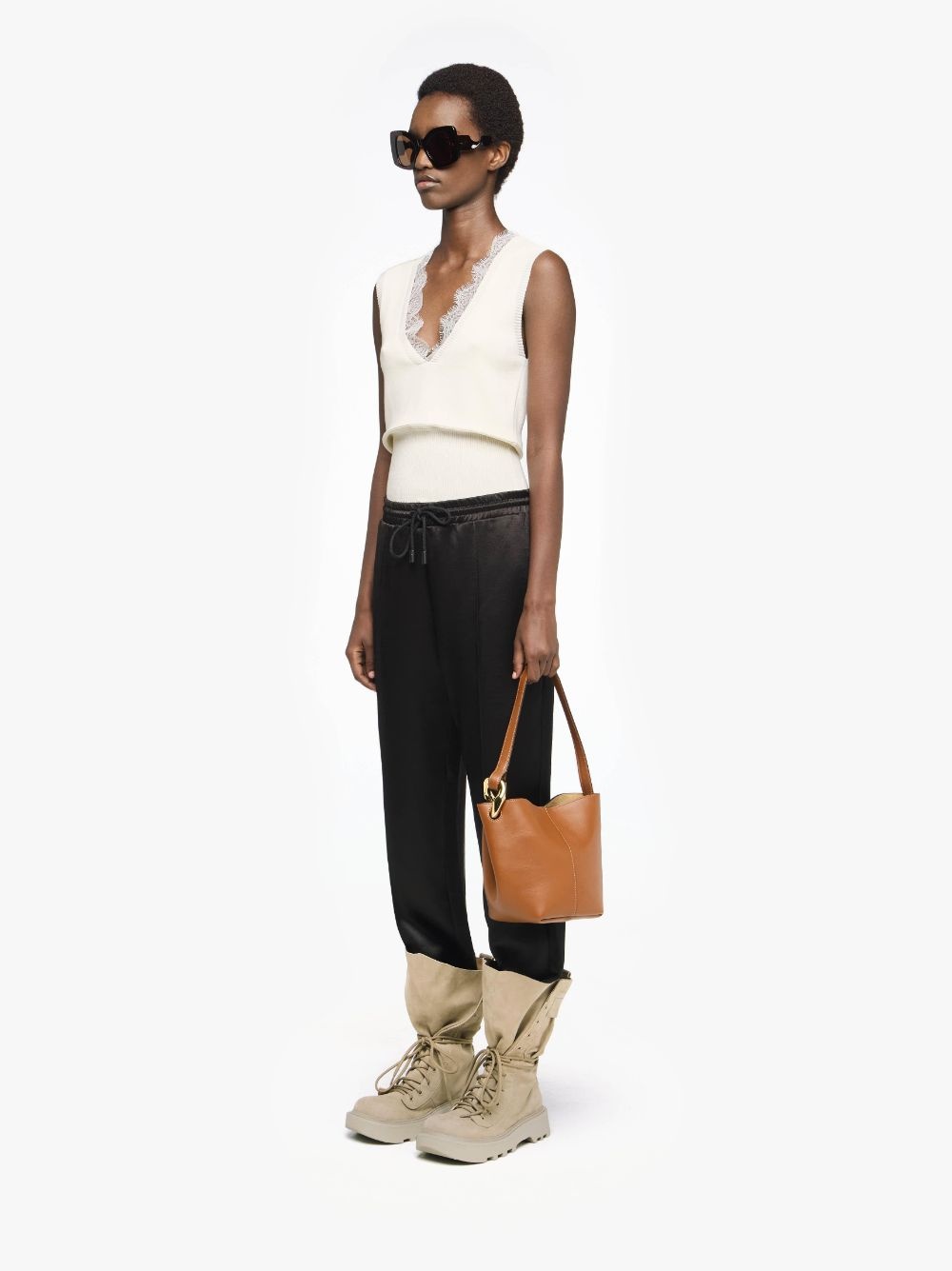 SMALL JWA CORNER BUCKET - LEATHER BUCKET BAG - 5