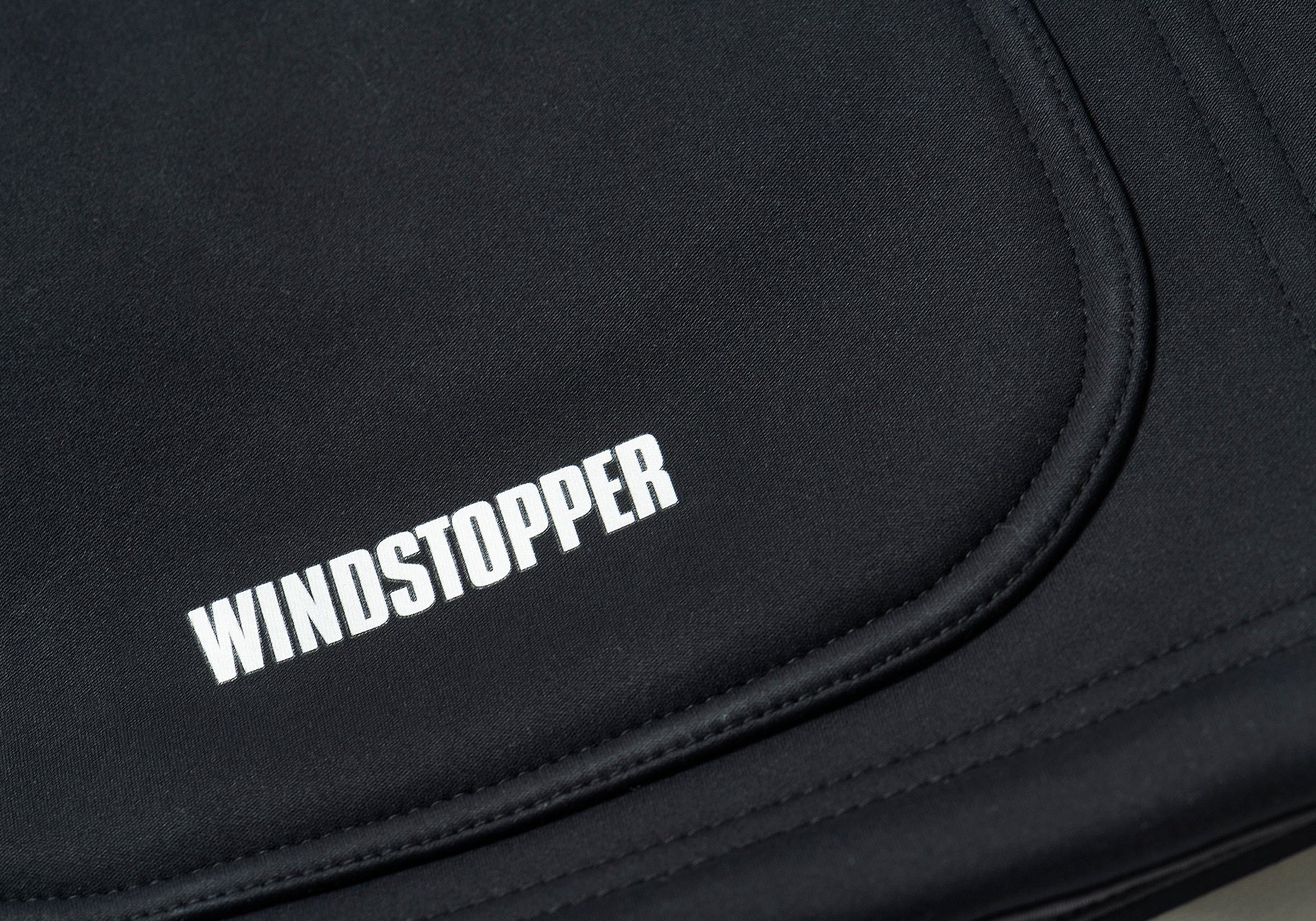 GORE-TEX WINDSTOPPER VEST BLACK - 4