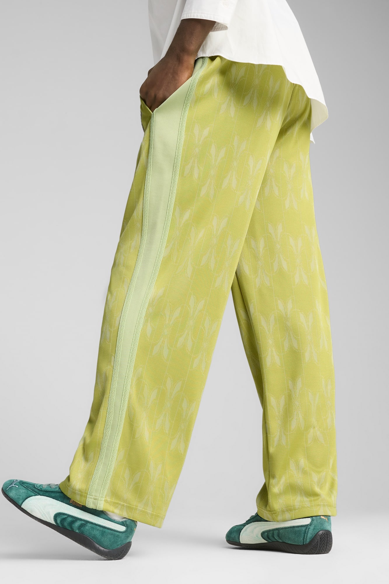 The NeverWorn V T7 Track Pants Men - 6