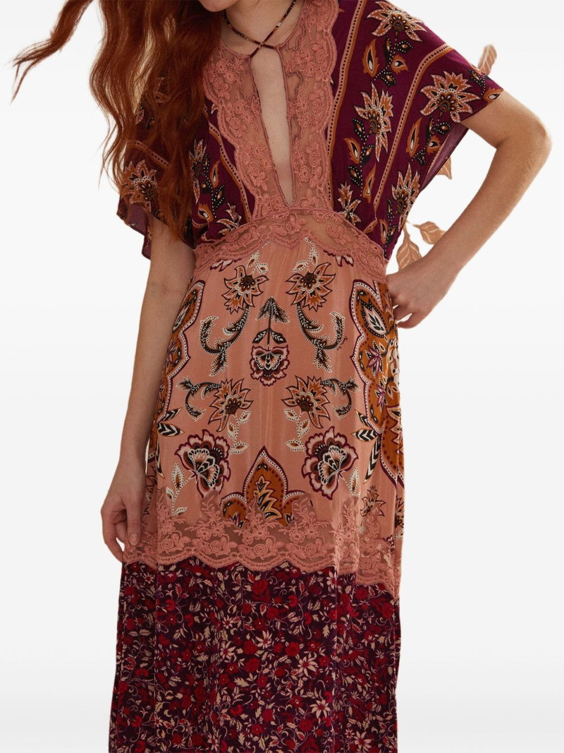 FARM RIO Glam Tapestry floral-lace dress outlook