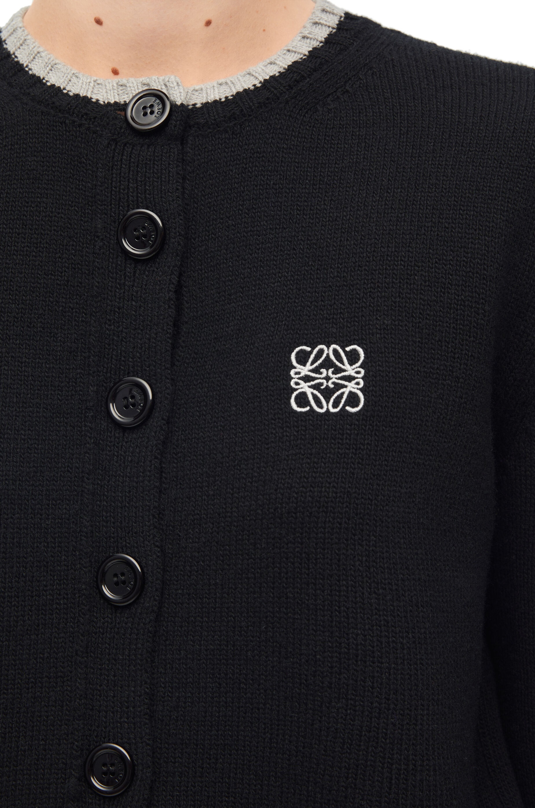 Cardigan in wool - 5