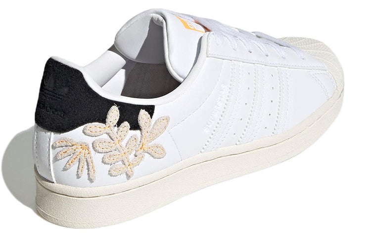 adidas gazelle silver green womens adidas Originals Women's Campus 00s 