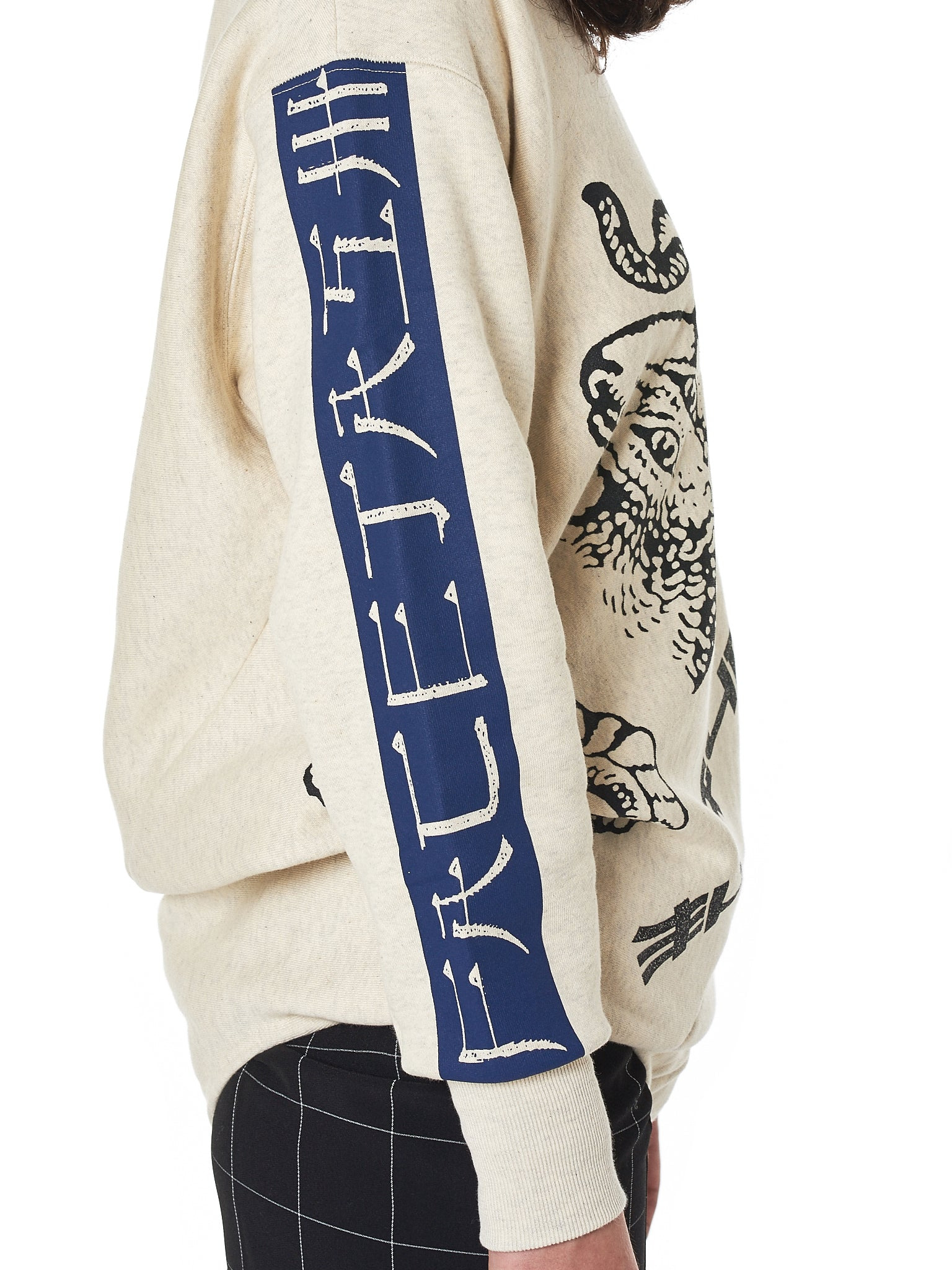 Diagonal Seam One-Piece Pullover - 4