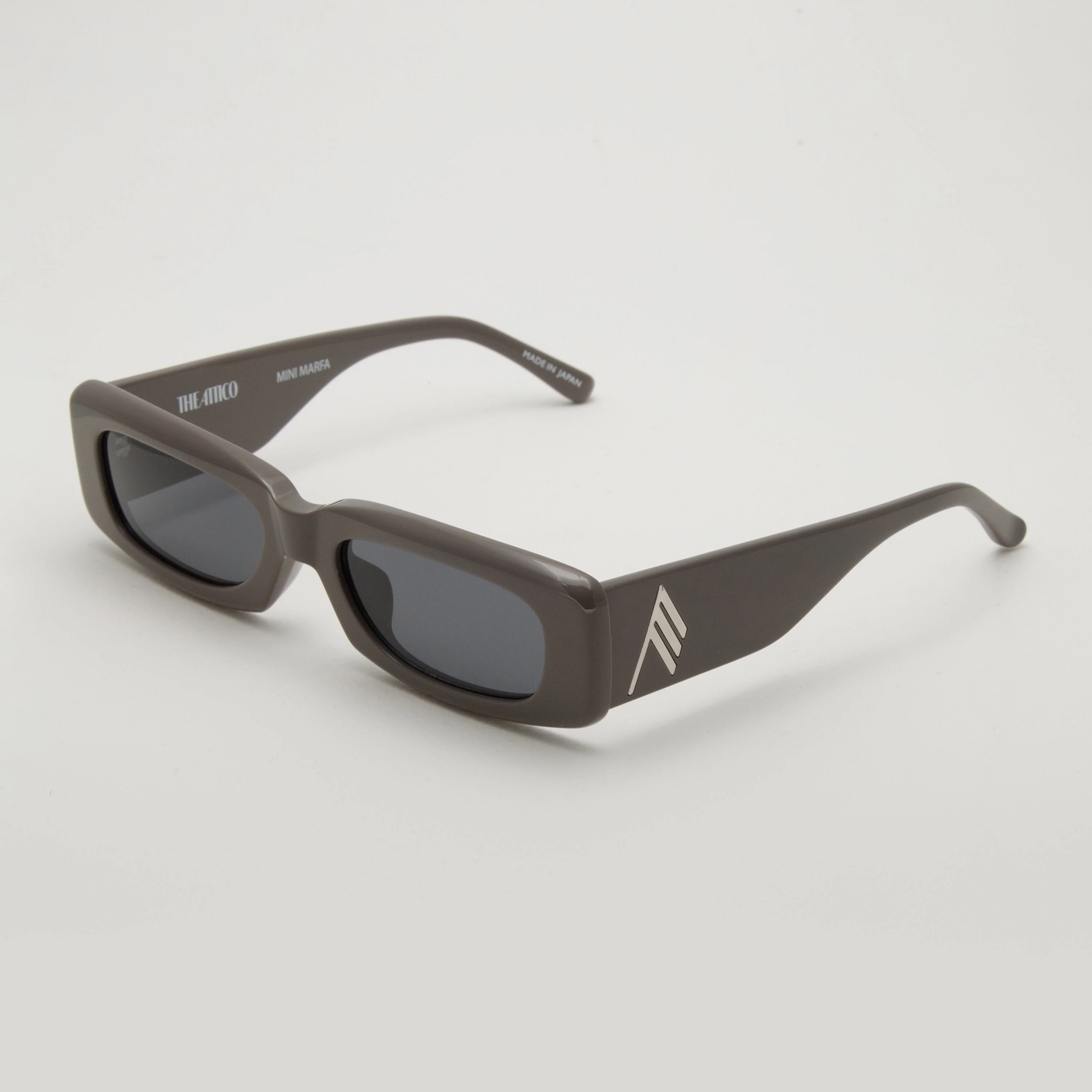 THE ATTICO x LINDA FARROW Mini Marfa Taupe Rectangular Sunglasses Buy The Attico Grey x Linda Farrow Mini Marfa Rectangle  main image 4