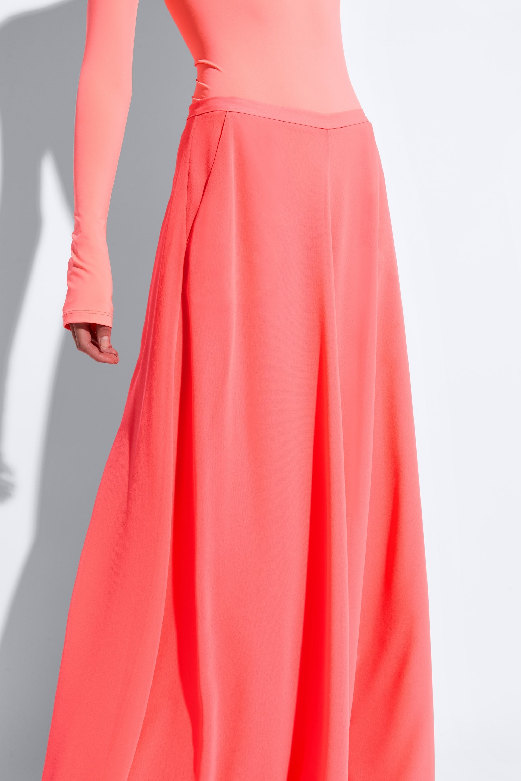 Lightweight Georgette Wide Leg Pant With Pockets - 4