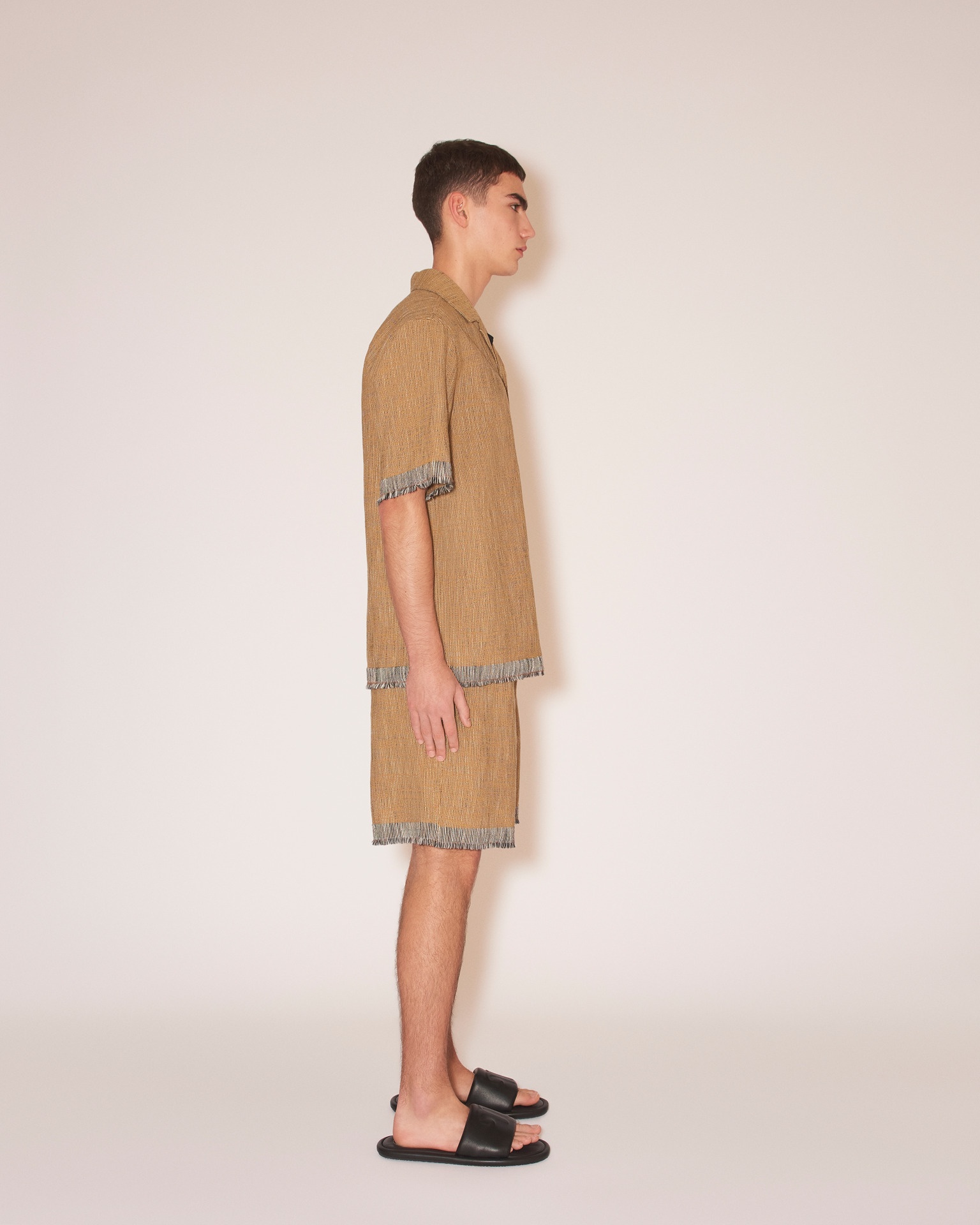 BODIL - 60’s pleat shirt - Khaki melange - 4