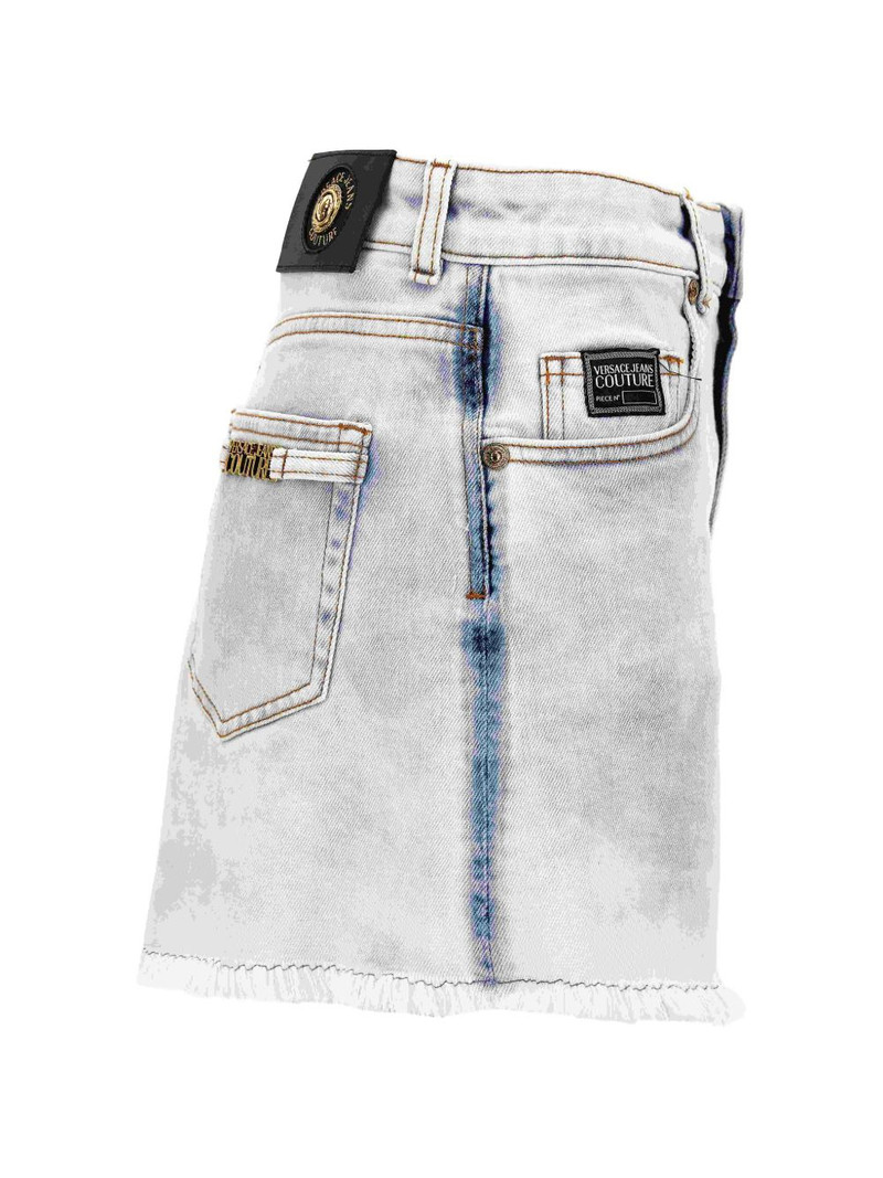 logo-patch shorts 3