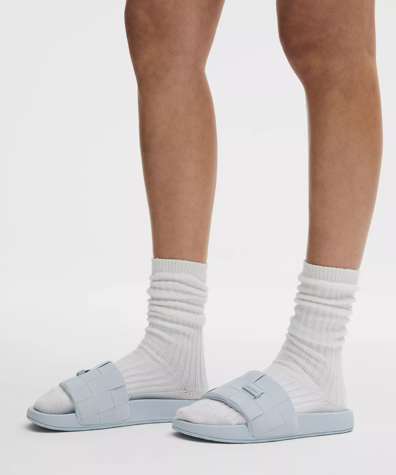 lululemon Women's Restfeel Woven Slide outlook