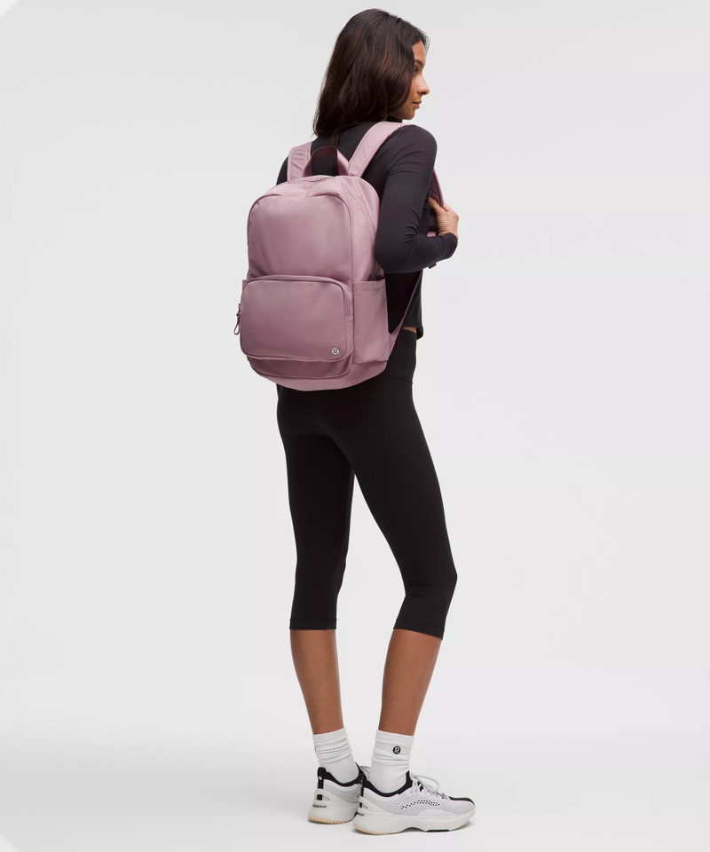 lululemon Everywhere Backpack 22L outlook