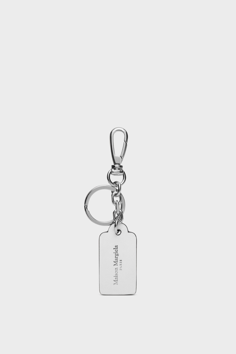Four stitches keyring 1
