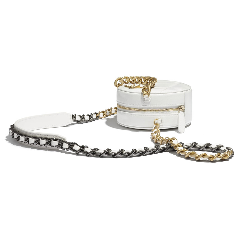 CHANEL 19 Clutch with Chain  4