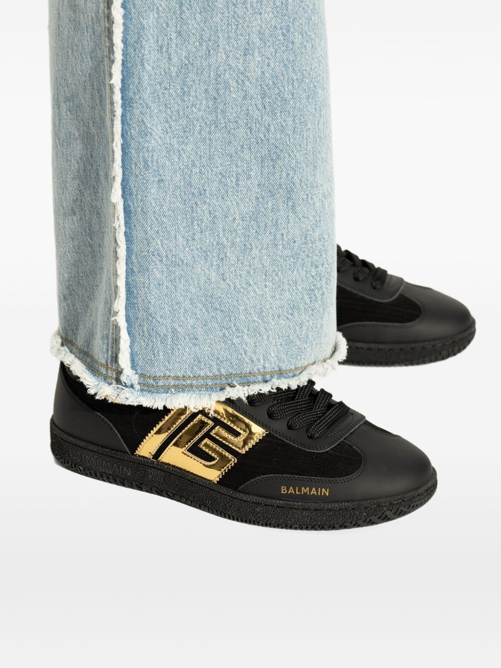 low-top sneakers - 6