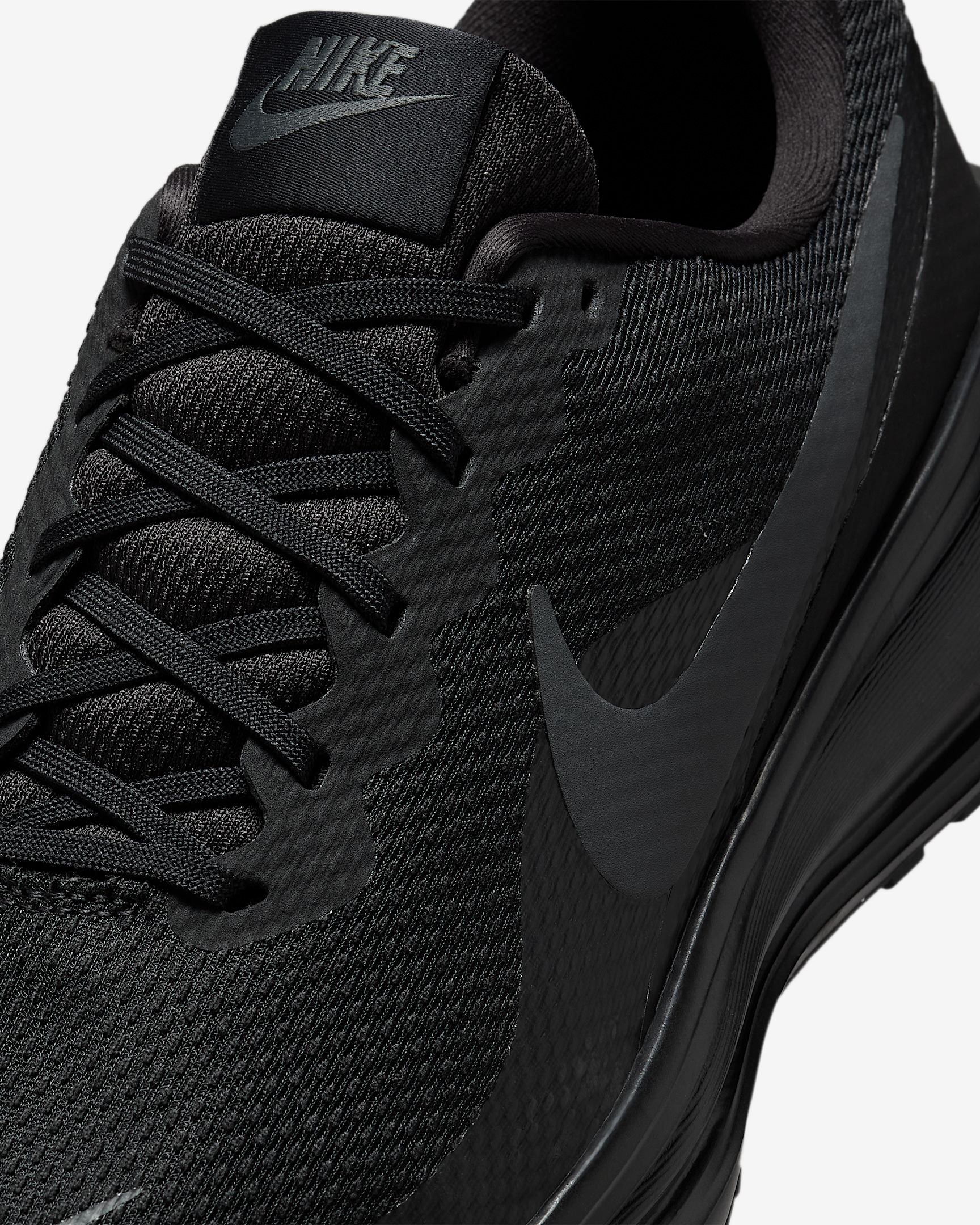 Nike Revolution 8 Men's Road Running Shoes (Extra Wide) - 7