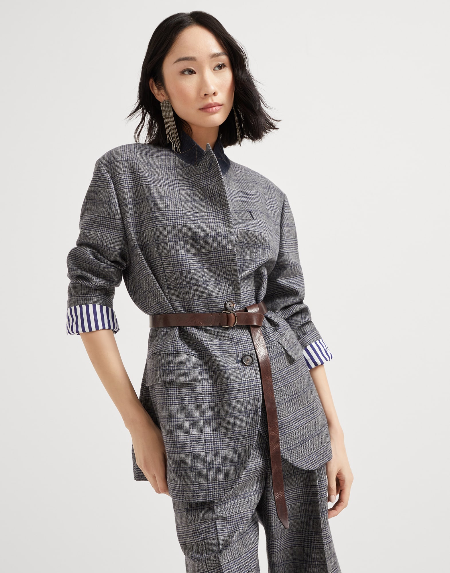 Virgin wool Prince of Wales blazer with leather belt and monili - 4