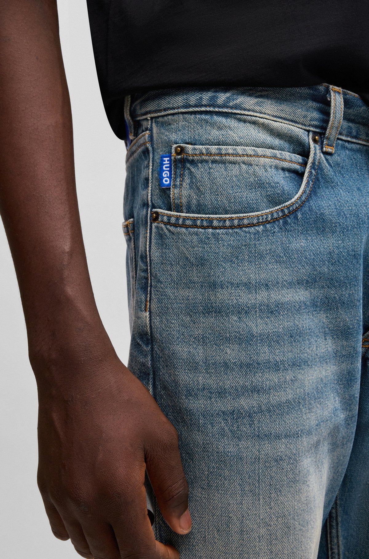 REGULAR-FIT JEANS IN MID-BLUE STONEWASHED DENIM - 5