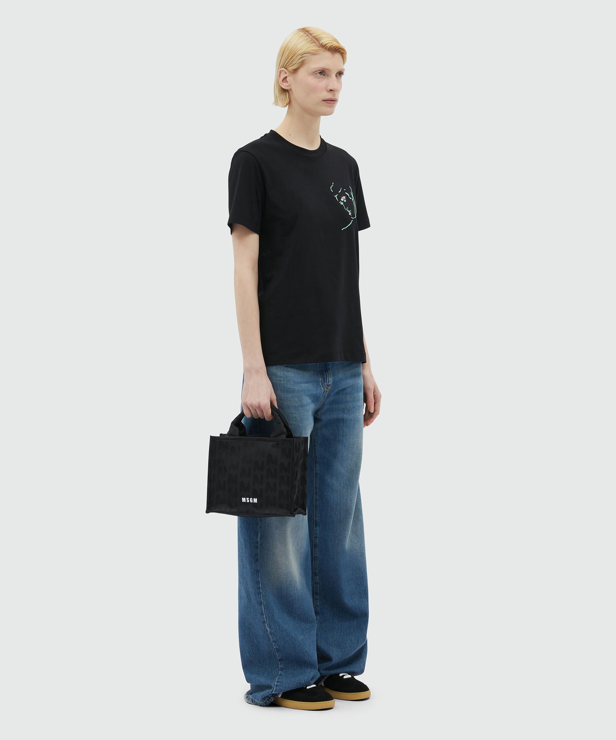 T-Shirt - 4