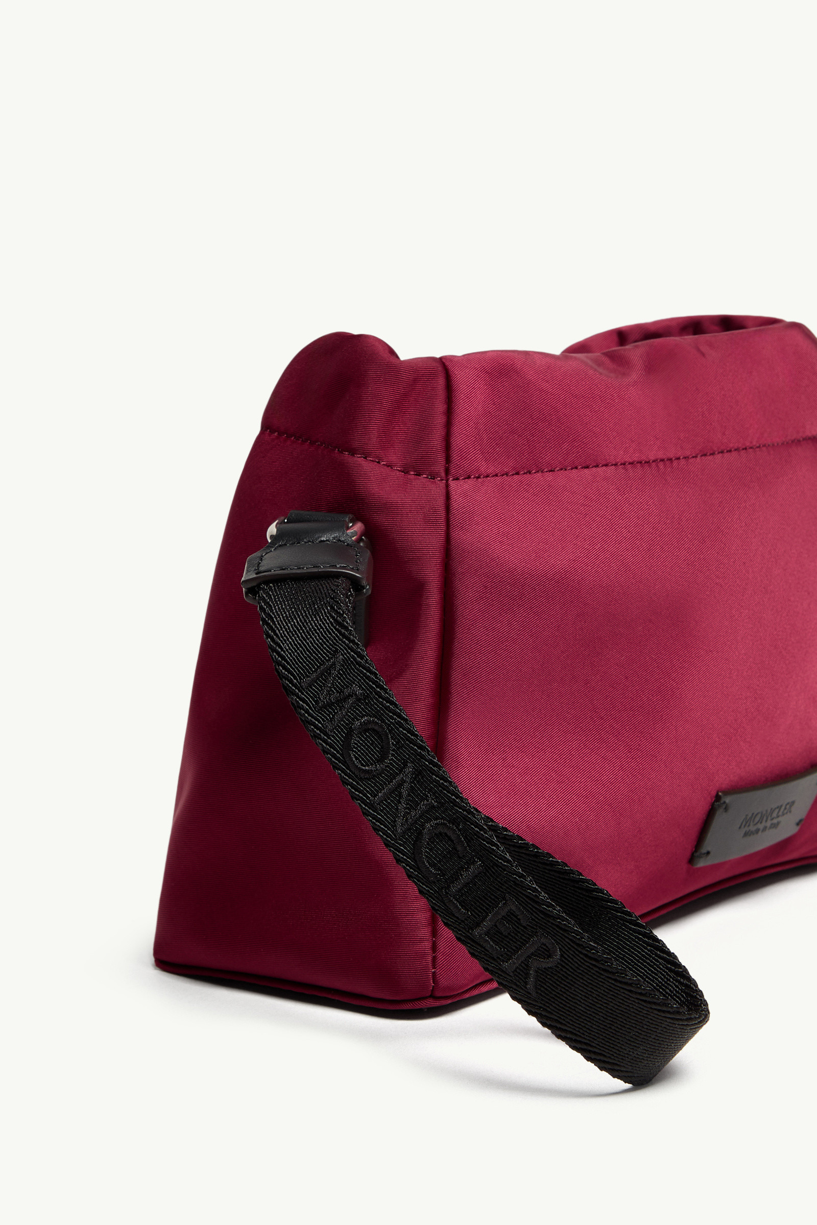 Trick Water-Repellent Pouch - 6