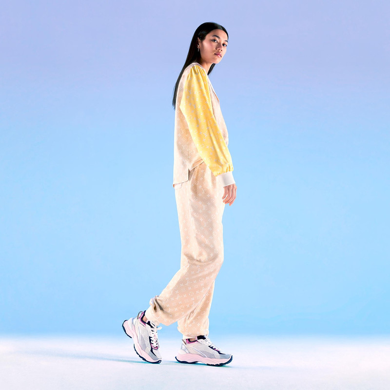 Louis Vuitton Run 55 Sneaker outlook
