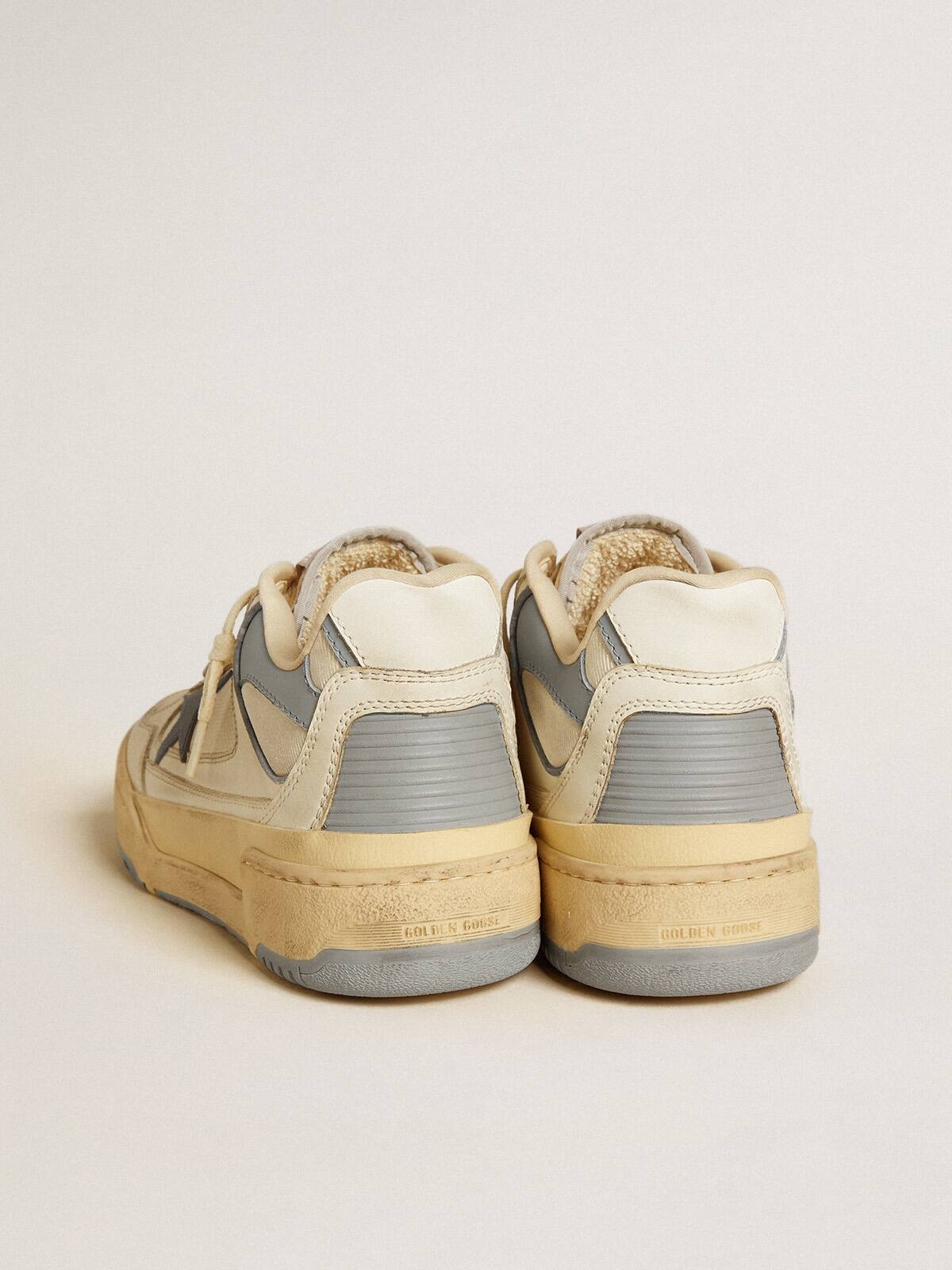 【関税込み】GOLDEN GOOSE FORTY2' SNEAKERS Men's Forty2 with black star and black leather heel tab