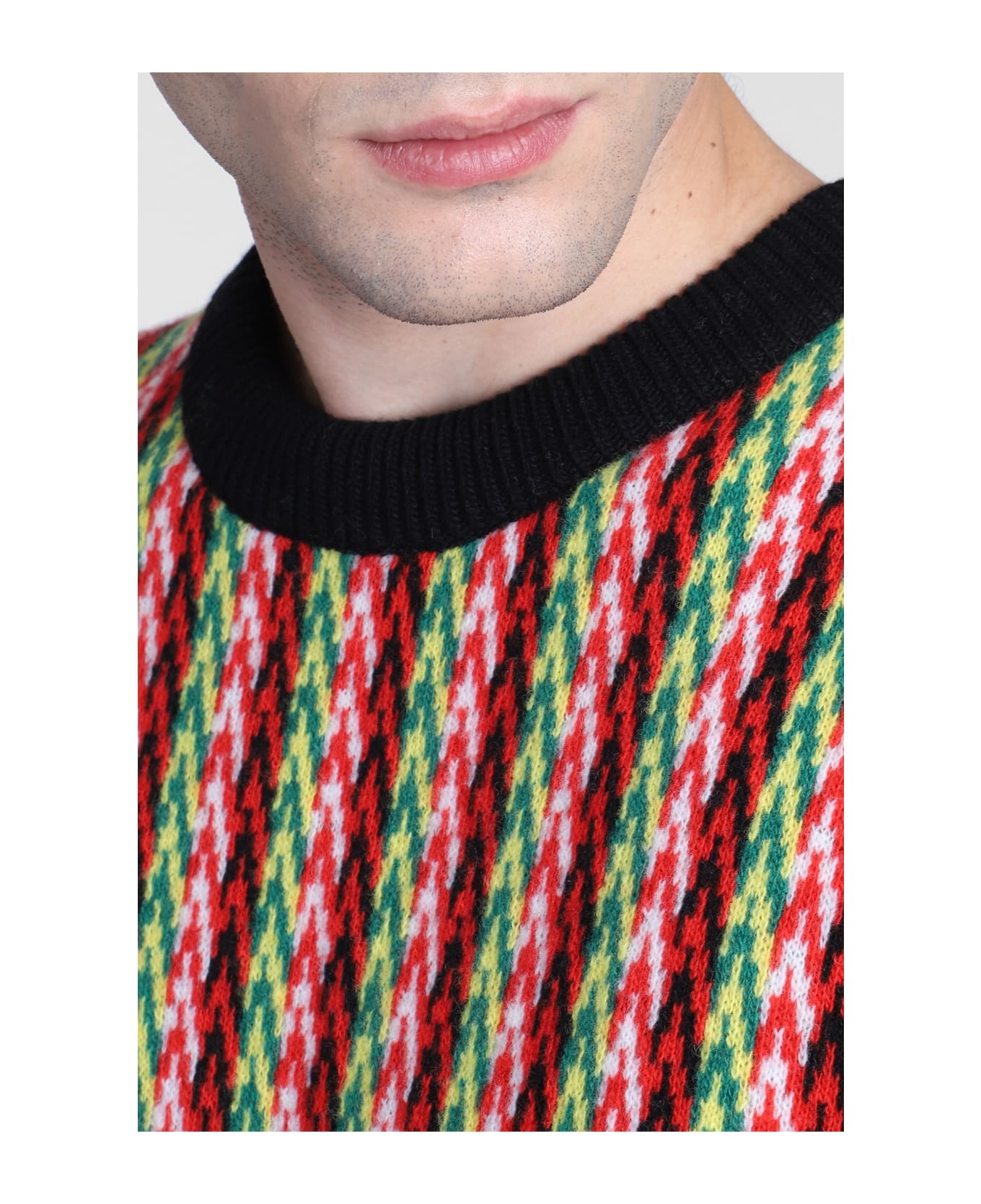 Sweater With Multicolored Chevron Motif - 5