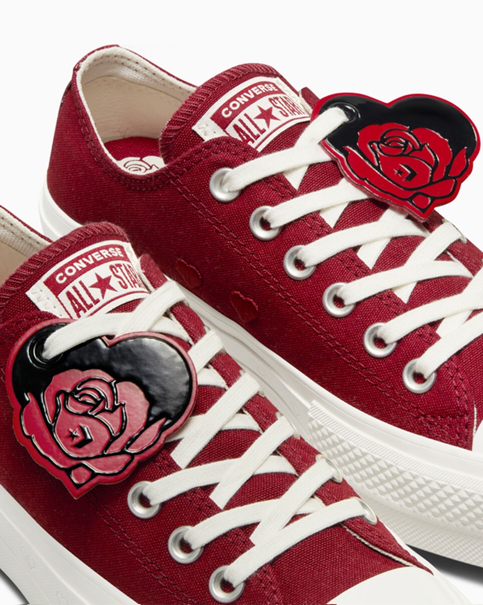 Chuck Taylor All Star Lift Platform Hearts - 9
