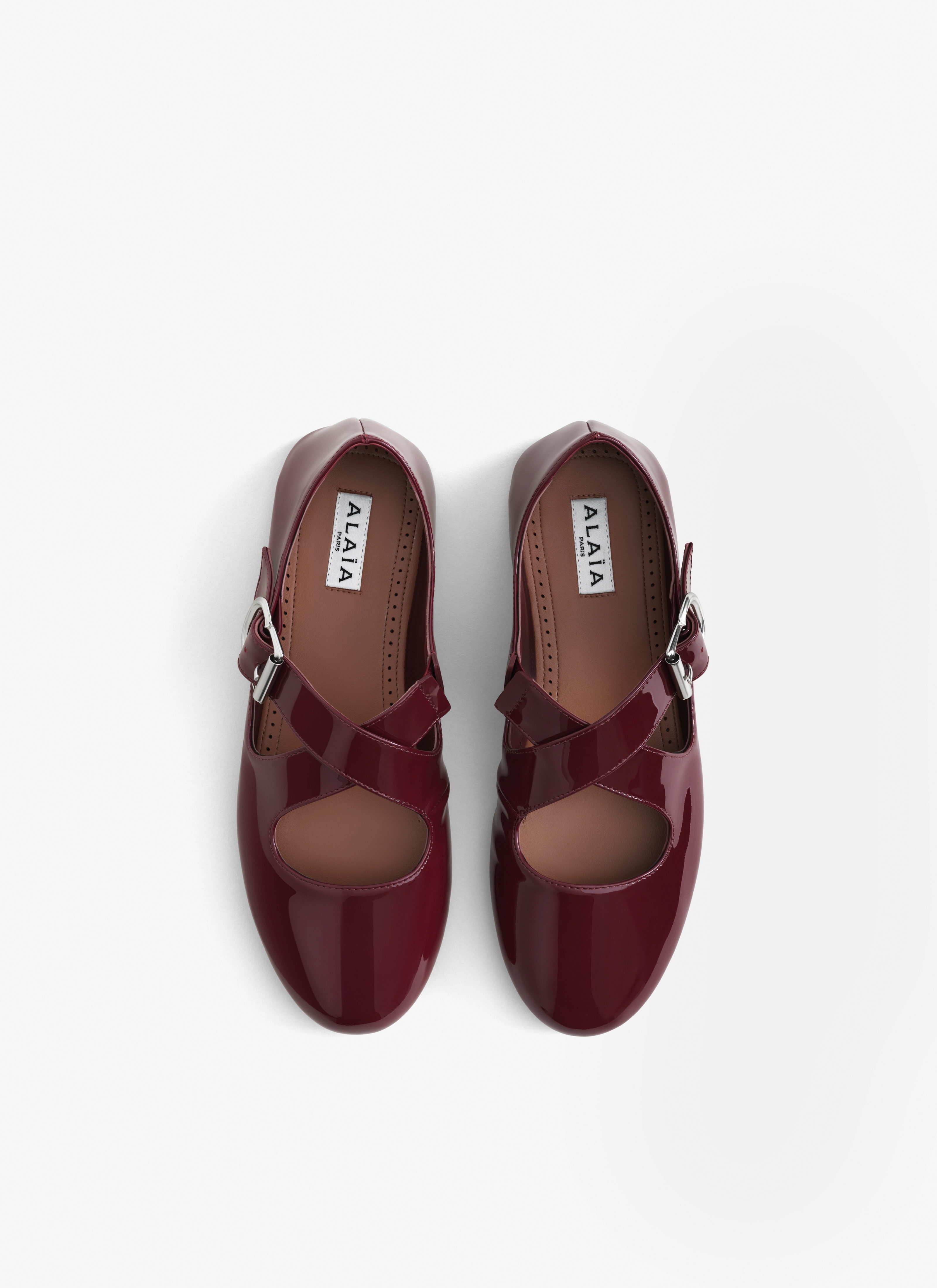 CRISS CROSS BALLET FLATS IN PATENT CALFSKIN - 3