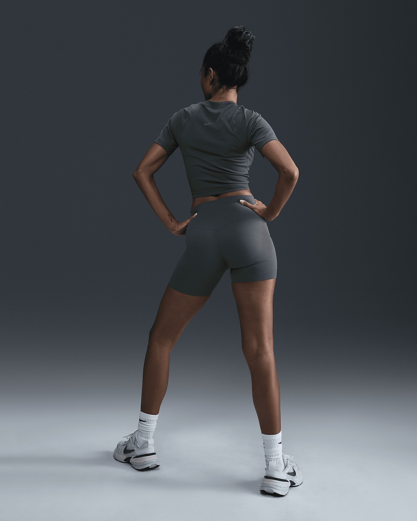 Nike Zenvy Women's Gentle-Support High-Waisted 5" Biker Shorts - 5