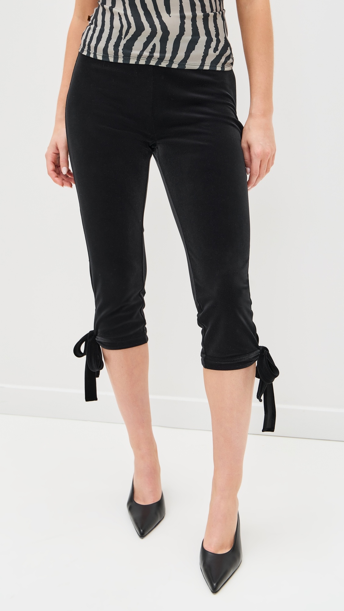 Emma Capris - 1