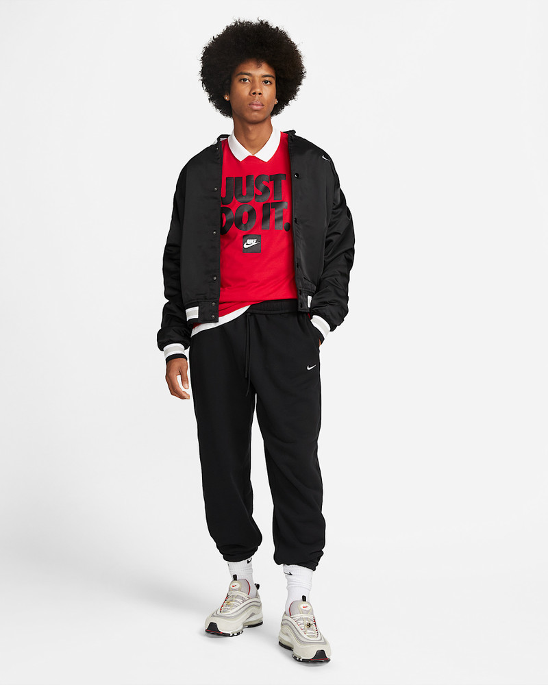 Nike Sportswear Men's T-Shirt 4
