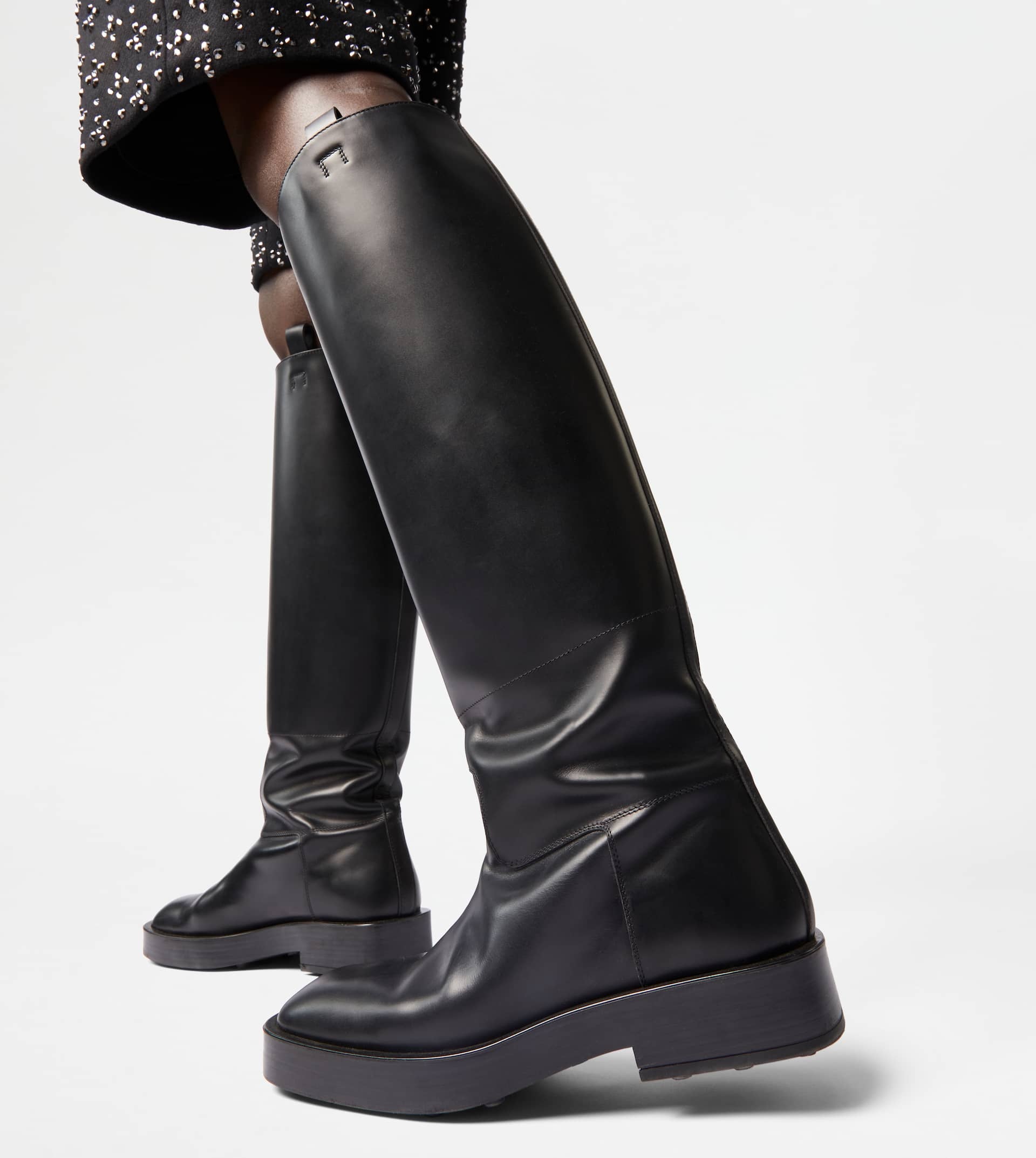 BOOTS IN LEATHER - BLACK - 2