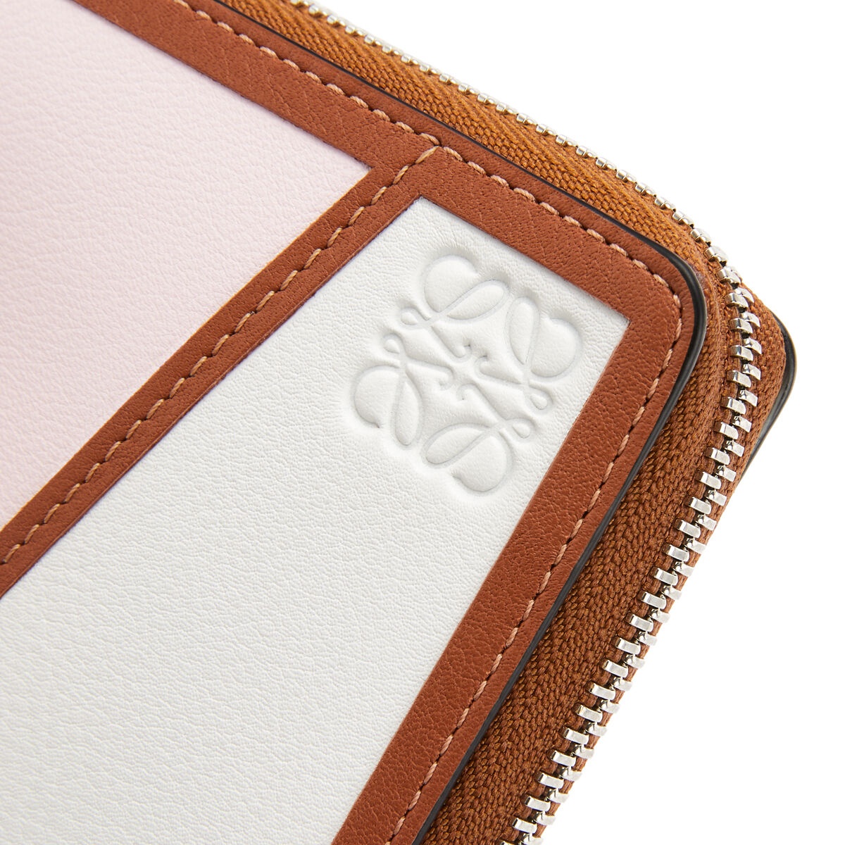 Puzzle square zip wallet in classic calfskin - 6