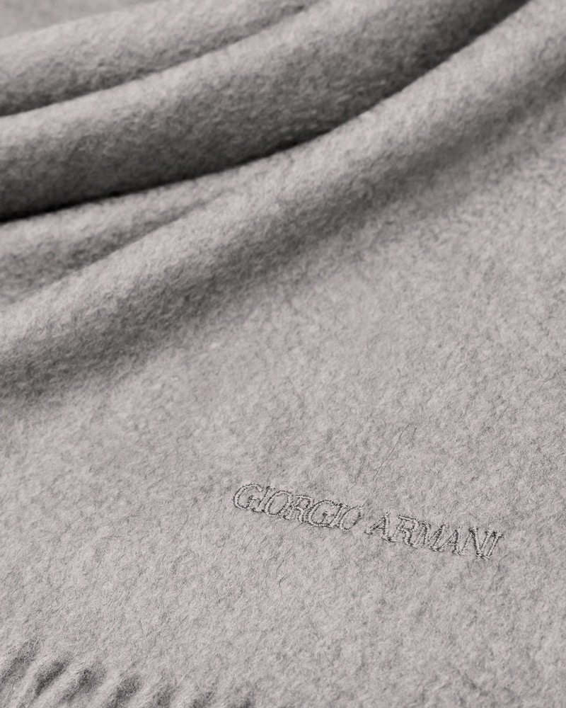 GIORGIO ARMANI CASHMERE STOLE WITH FRINGING outlook