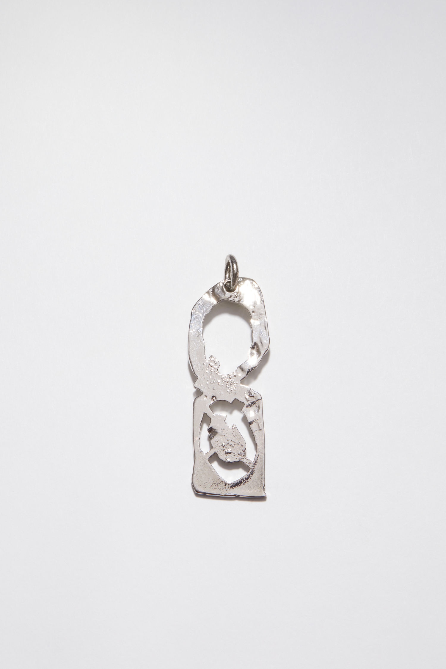 Q pendant - Silver - 2