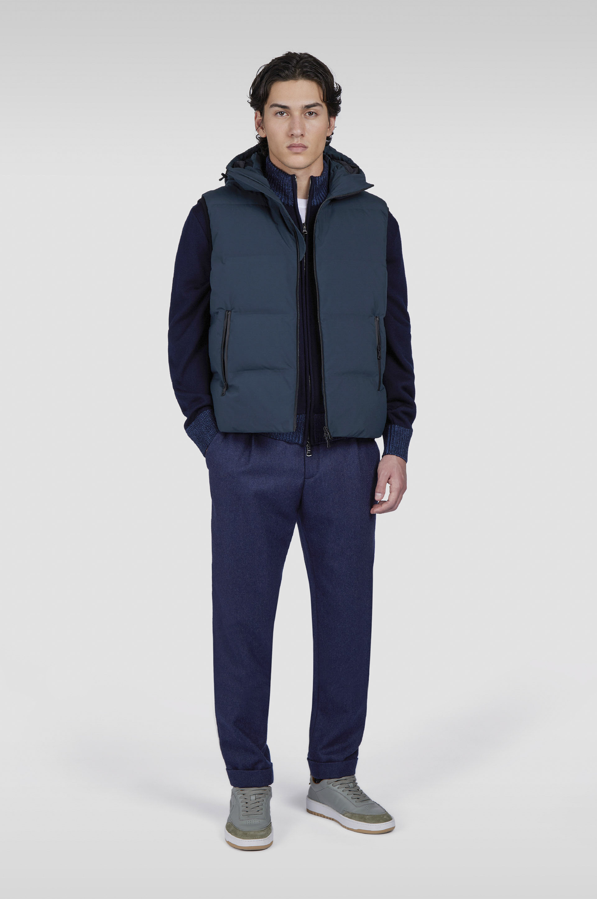SOFT COOL TOUCH WOOL SWEATER WITH ZIP CLOSURE - 2