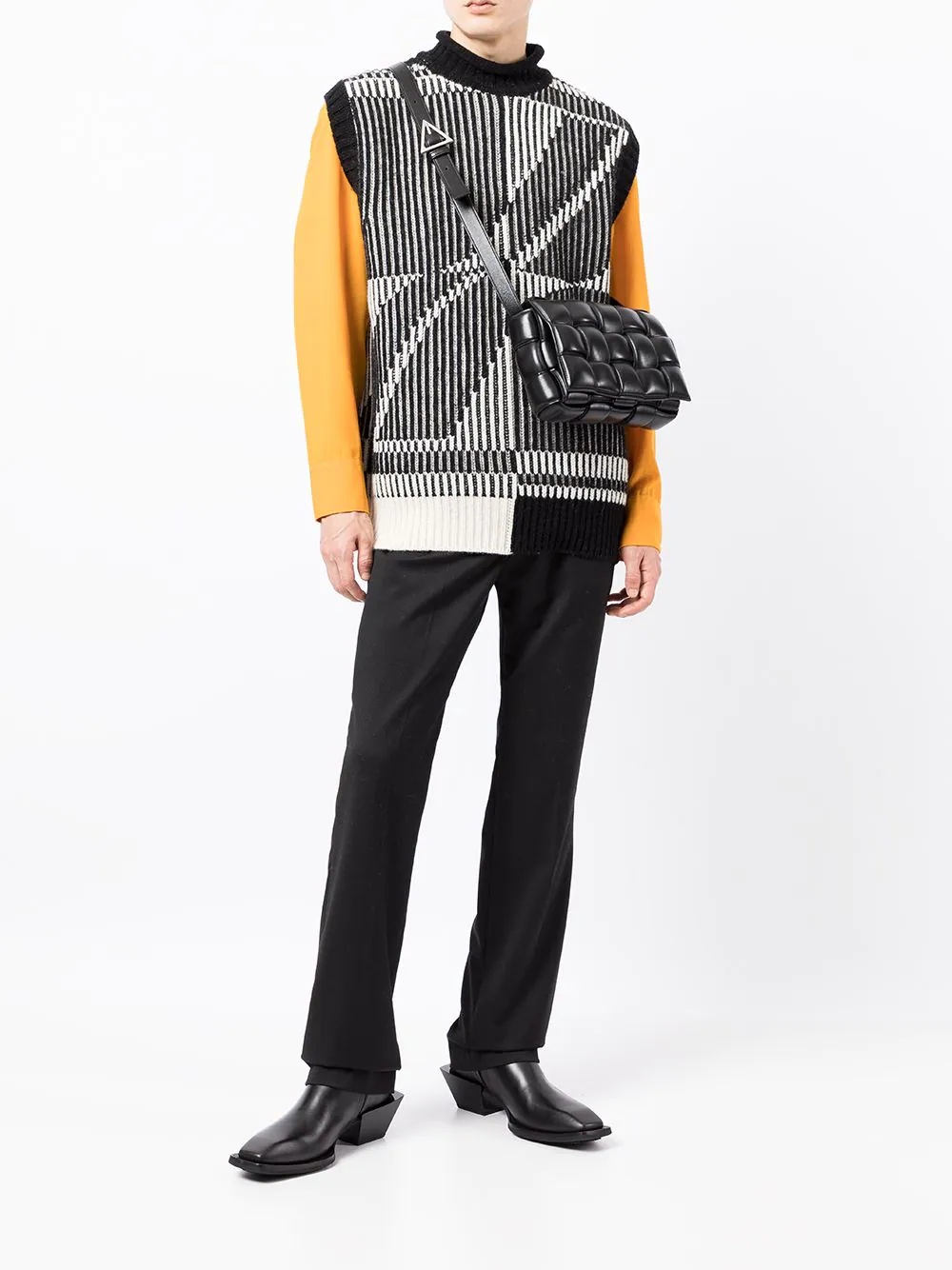 magnified logo jacquard-knit vest - 2