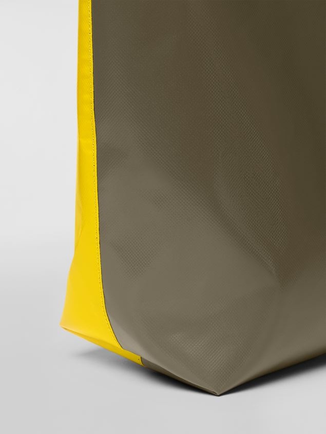 TRIBECA SHOPPING BAG IN YELLOW AND BEIGE PVC - 4