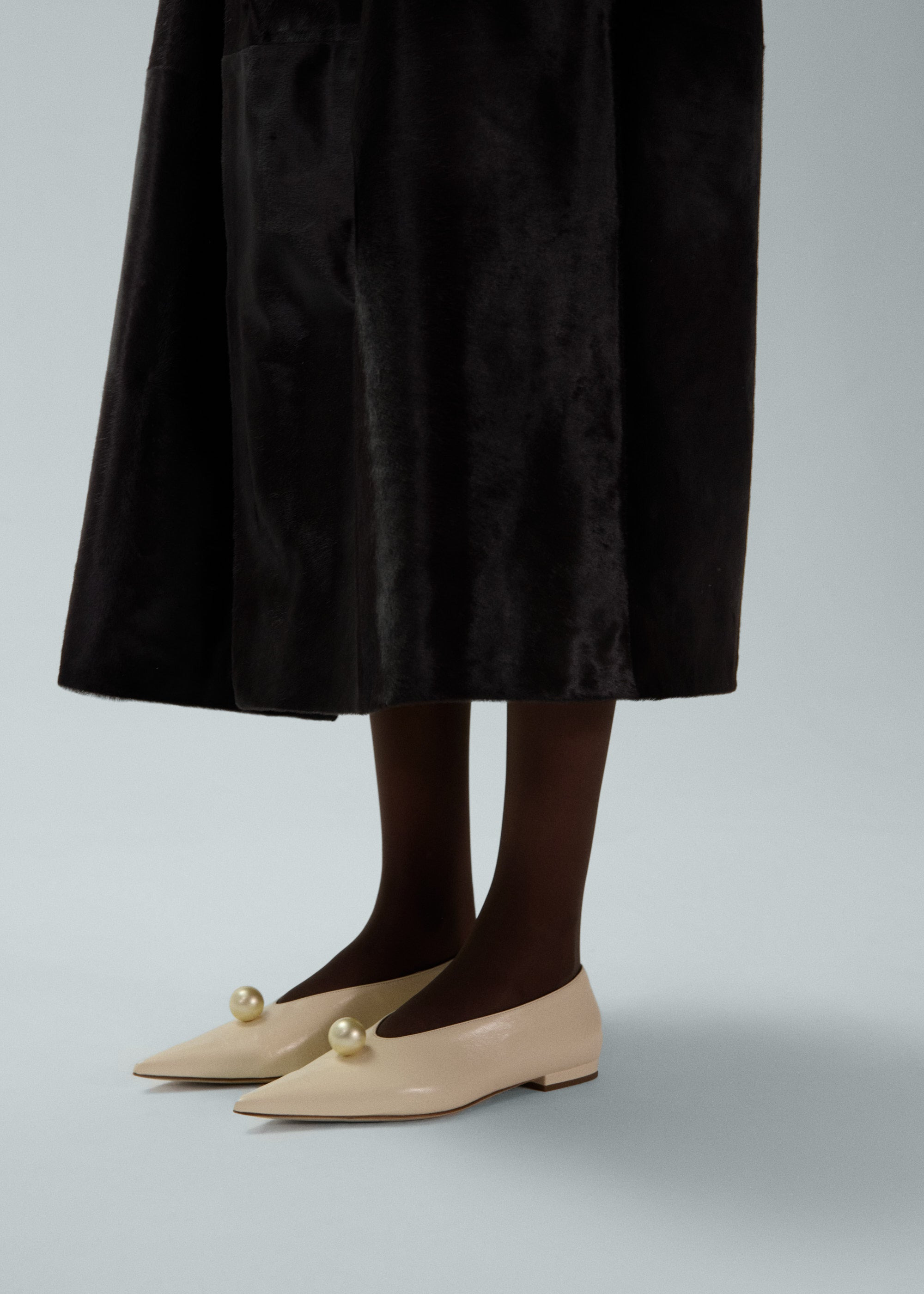 Pointed pearl ballet flats in cream leather - 4