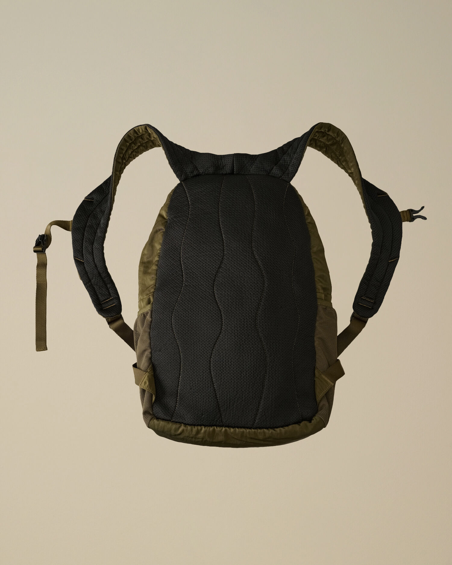 Nylon B Lens Backpack - 5