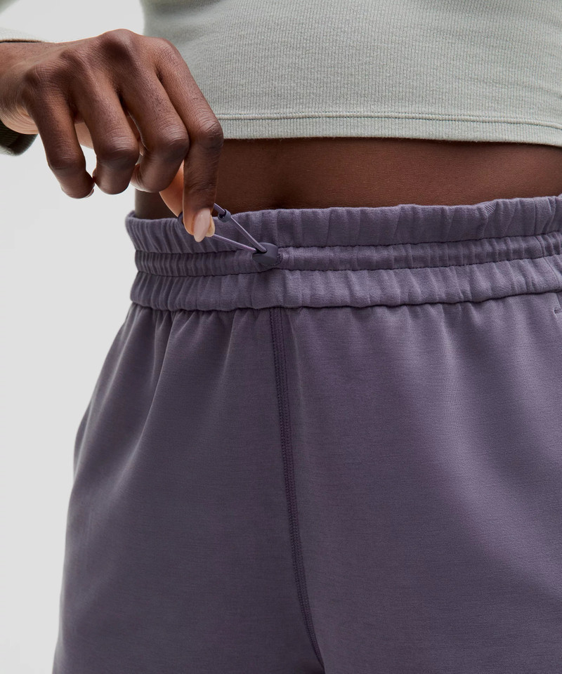 Softstreme High-Rise Short 4" 4