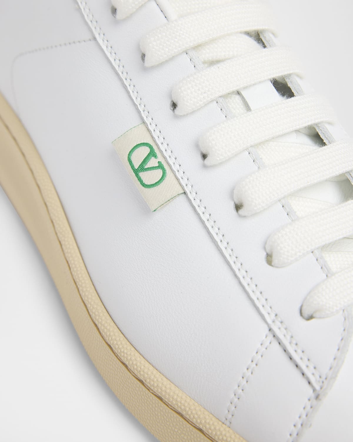 Men's Royco V Logo Calfskin Low-Top Sneakers - 6