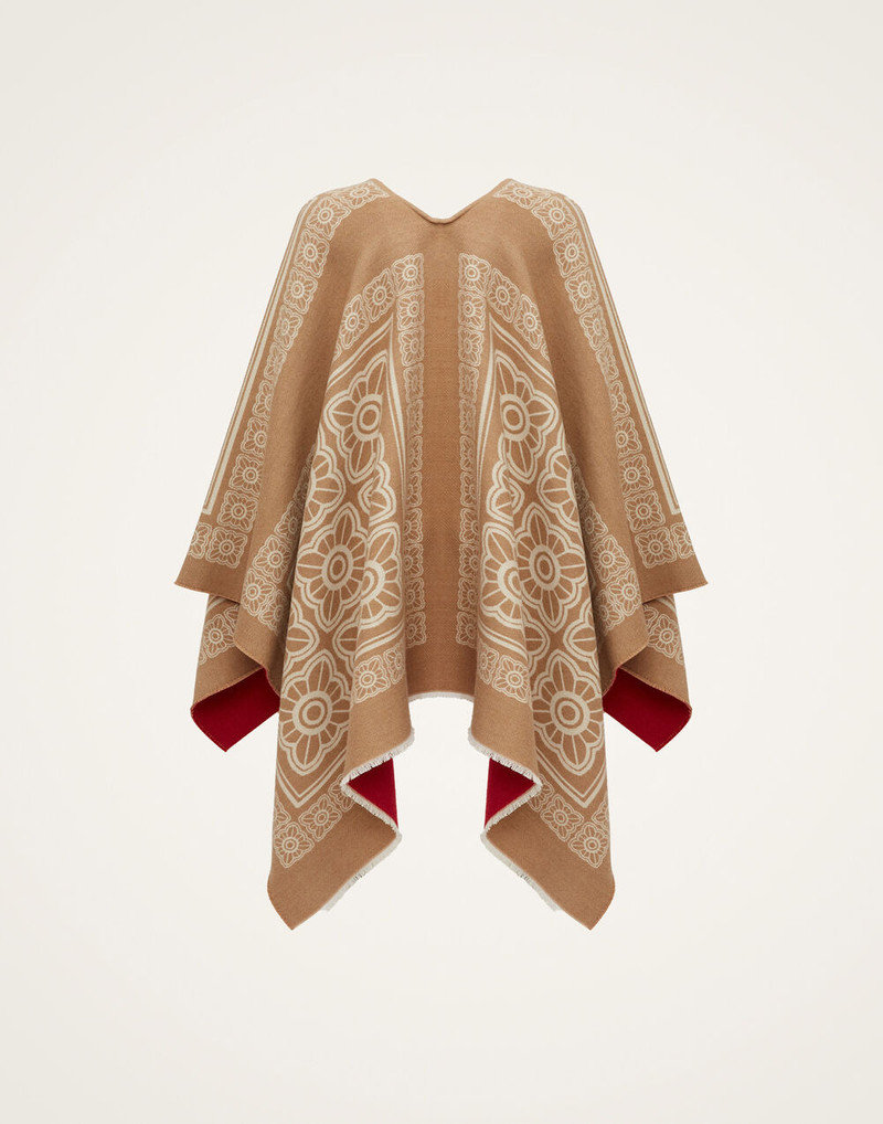 Poncho 7