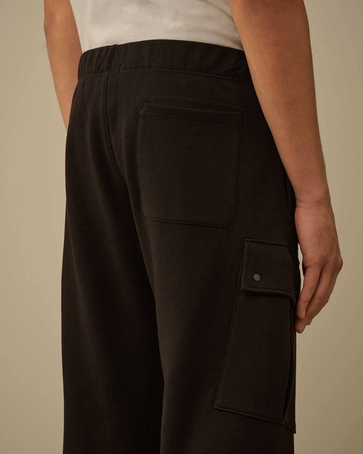 Diagonal Raised Fleece Cargo Sweatpants - 6