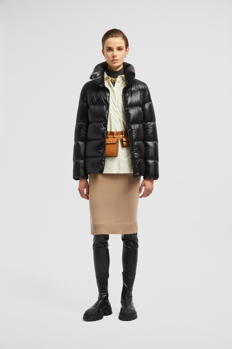 Moncler Cochevis Short Down Jacket outlook
