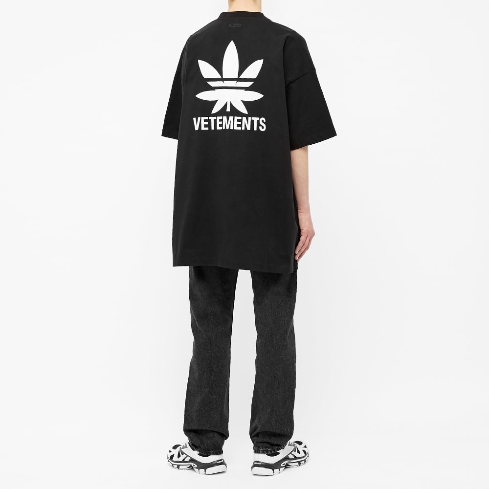 VETEMENTS Maria Logo Tee - 7